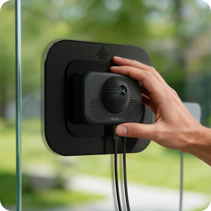 Attach the camera with the magnetic base